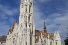 10-Kościół-koronacyjny-Króla-Macieja-Średni