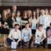 Uczniowie na zakończeniu roku szkolnego 2018/2019